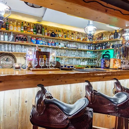 Country Saloon 3* Vranov nad Dyji