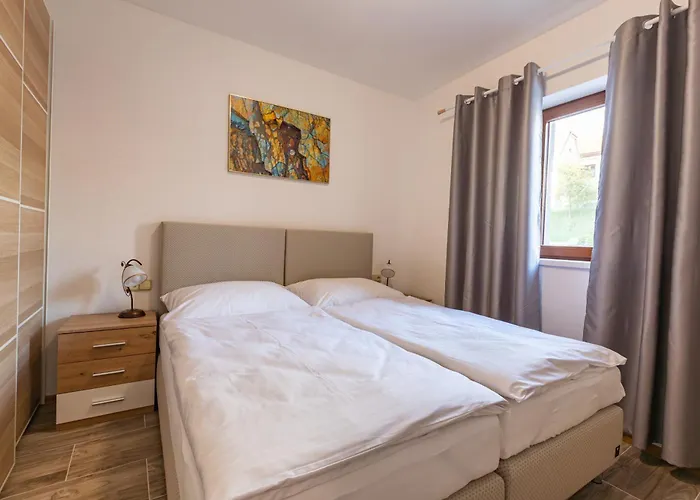 Country Saloon Konukevi 3*